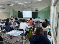 日期:113年08月24日
上午場(09:10-12:00)講題:生成式人工智慧對企業及人力資源管理影響(上)
下午場(13:30-16:20)講題:生成式人工智慧對企業及人力資源管理影響(下)
地點:建工校區 育405教室
講師:國際數據(IDC)台灣分公司 徐志鈞 總經理